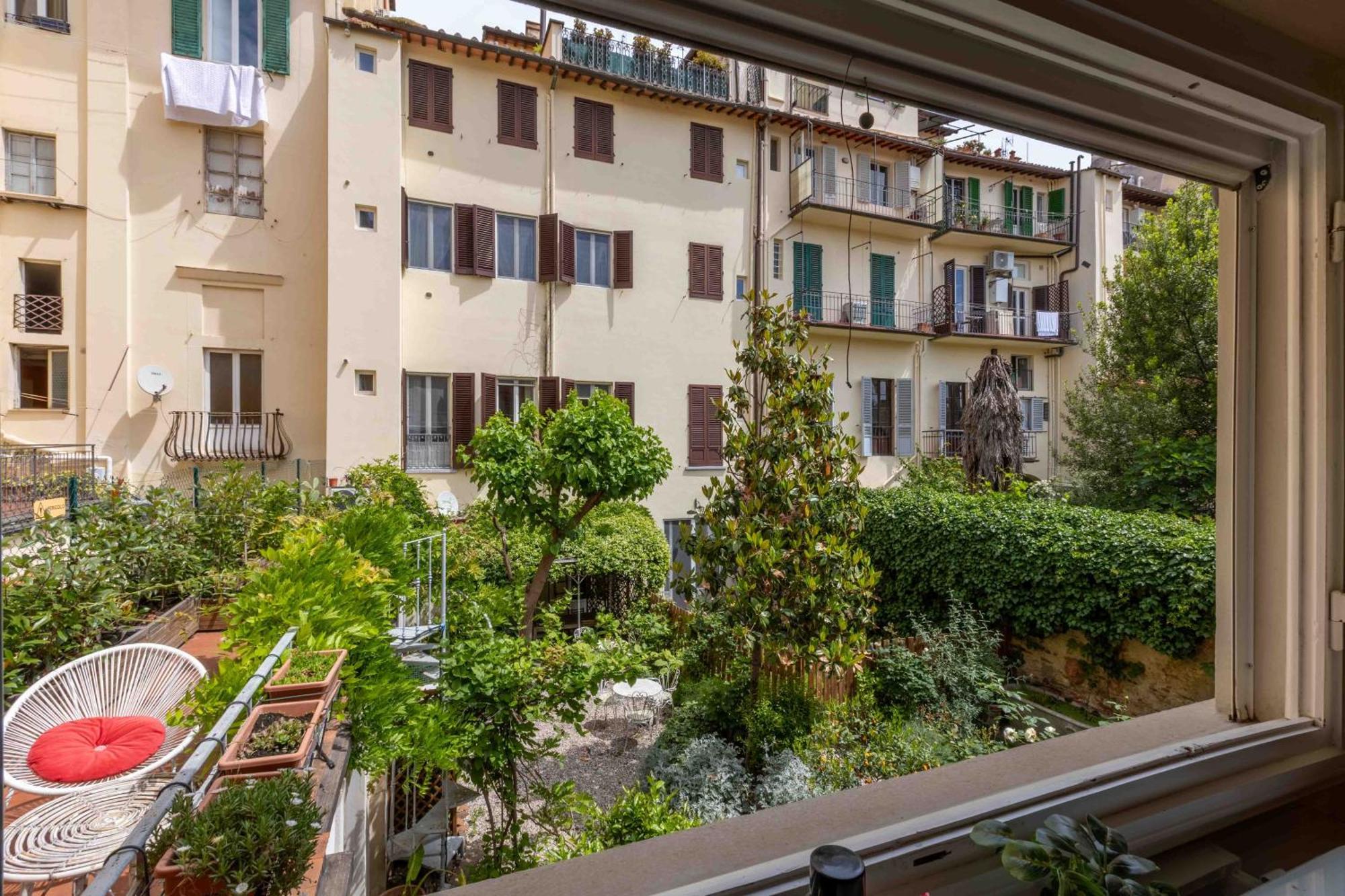 Secret Garden Firenze B&B المظهر الخارجي الصورة