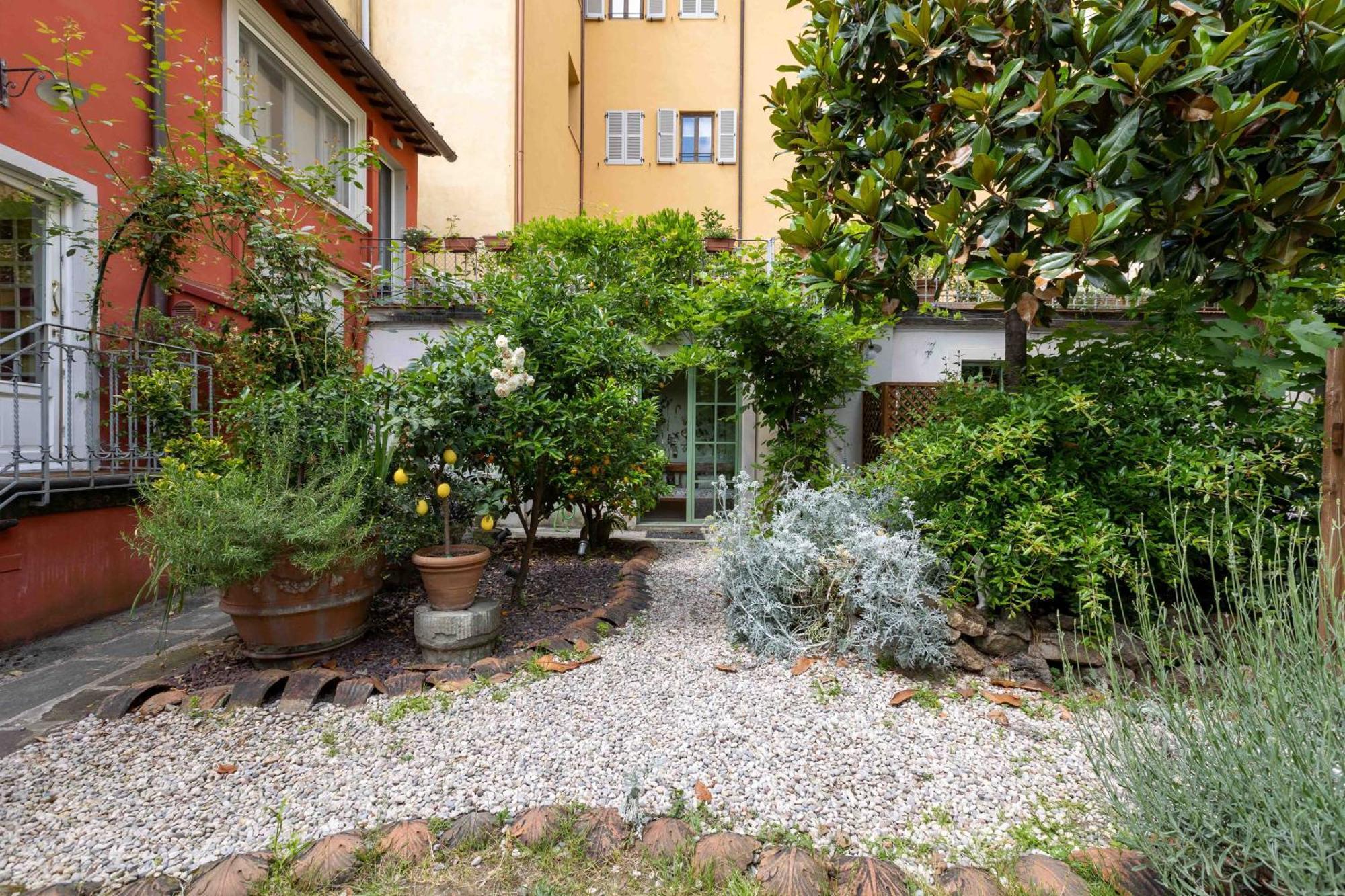 Secret Garden Firenze B&B المظهر الخارجي الصورة